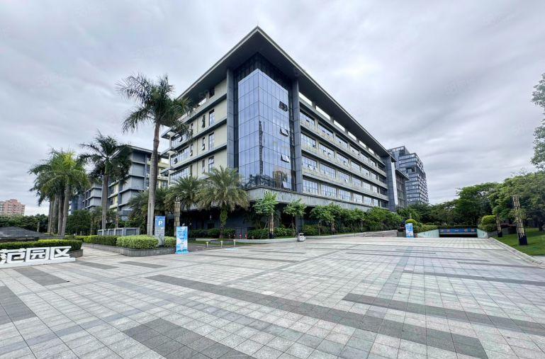 公明地铁口厂房出租200平起可分租精装修办公室一楼仓库出租