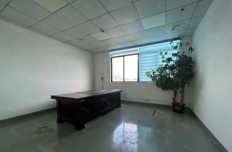 光明区公明上村原房东楼上1300平精装修厂房出租