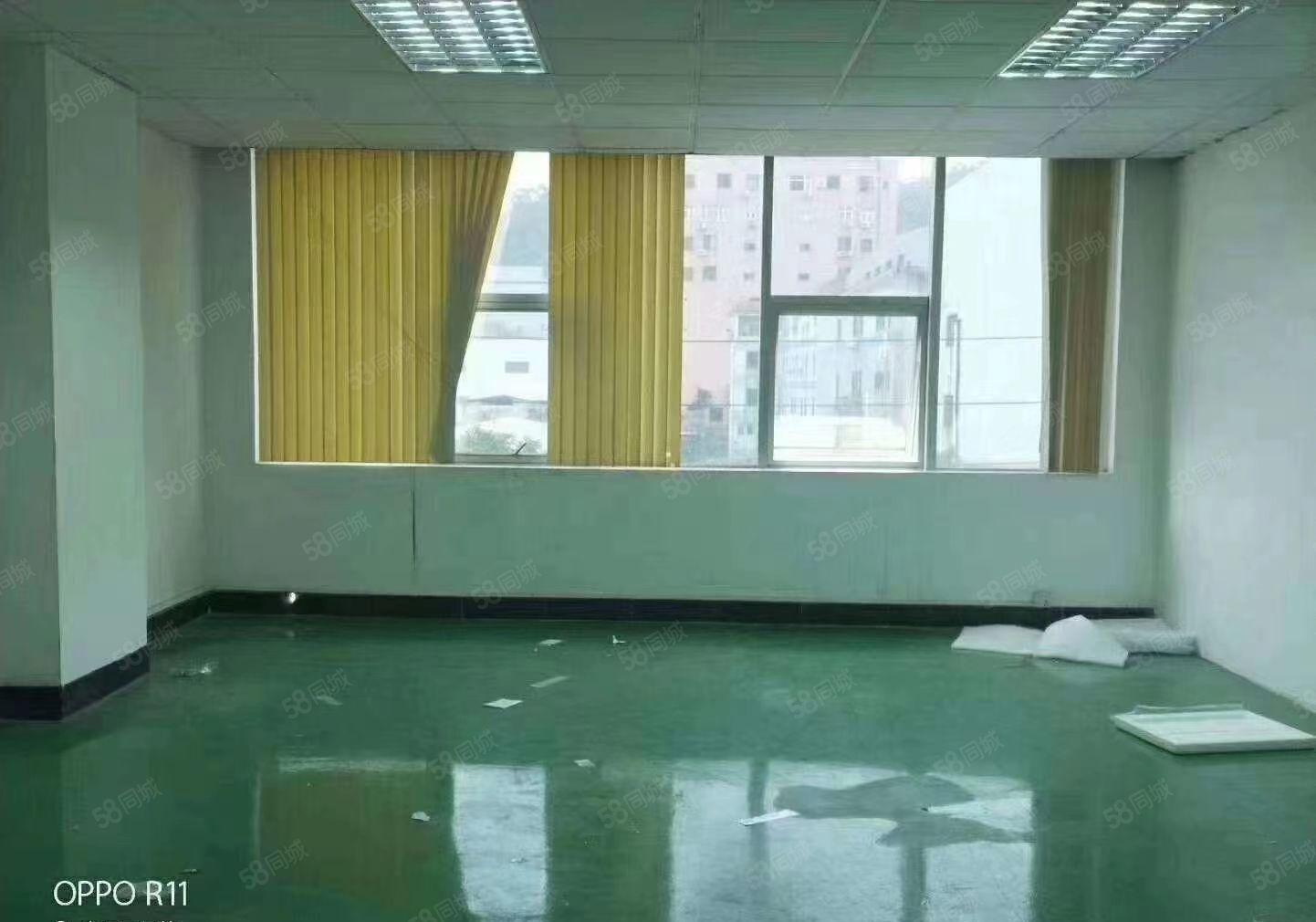 光明塘尾新出楼上800平精装修厂房