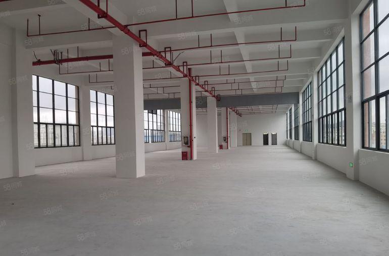 光明科学城原房东红本厂房5700平可分租可办环评享受政府补贴