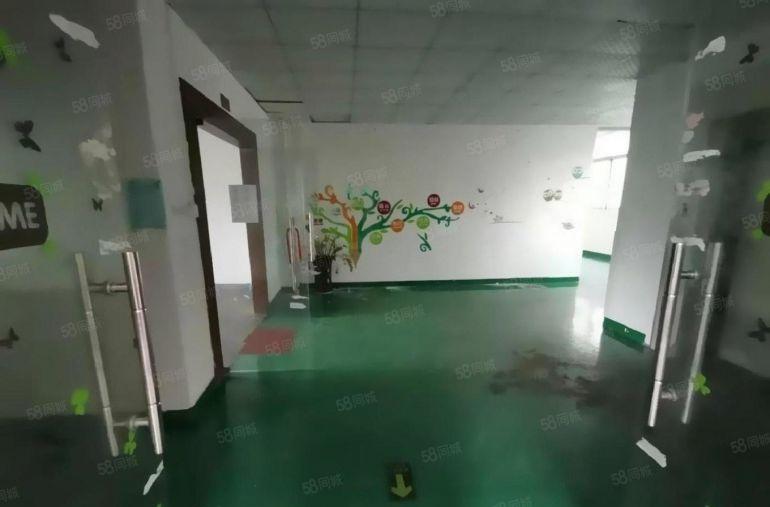 公明田寮楼上精装1200平已空出园区空地大，合同期限长光明区