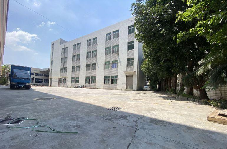 公明光明原房东独院厂房1万平出租空地超大可分租1楼有仓库出租