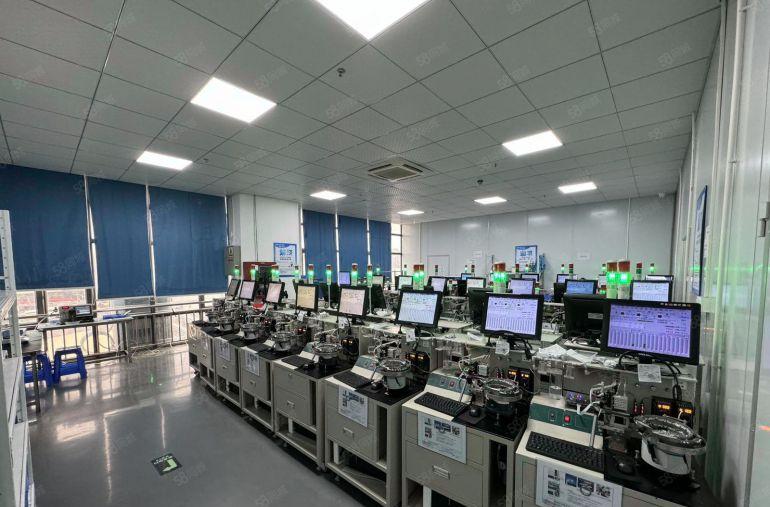 光明上村1500平米精装修厂房，带无尘车间