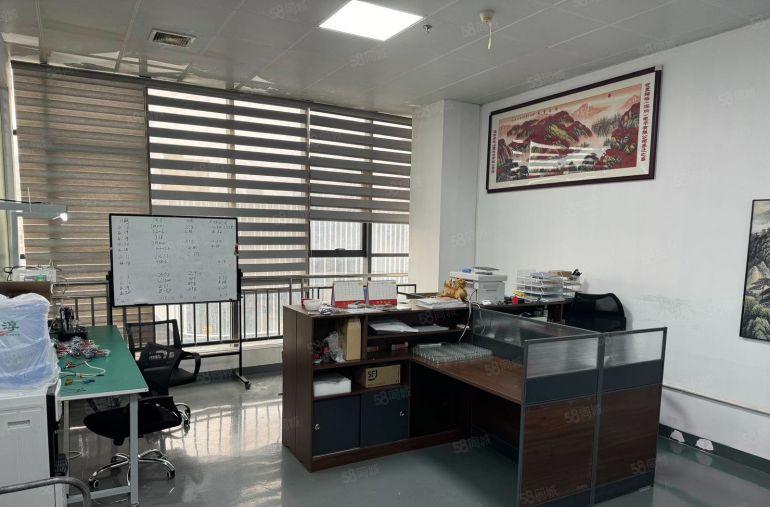 光明上村1500平米精装修厂房，带无尘车间