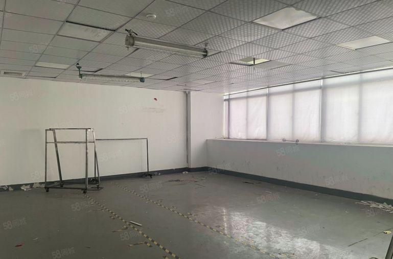 光明凤凰城高新科技园区楼上1580平带装修厂房出租