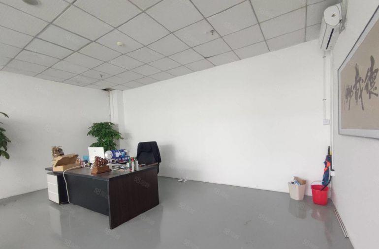 带精装！光明长圳工业园楼上半层厂房出租1400平，可拎包入住