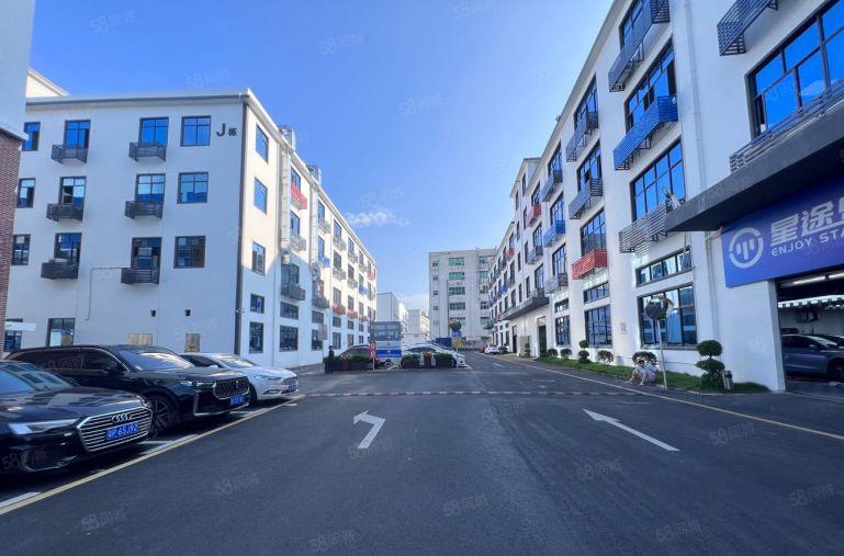 光明合水口地铁站旁村委原房东1800平精装修厂房出租公摊很小