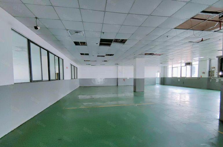 今日靓盘原房东厂房1000平车间干净明亮适合电子，CNC等