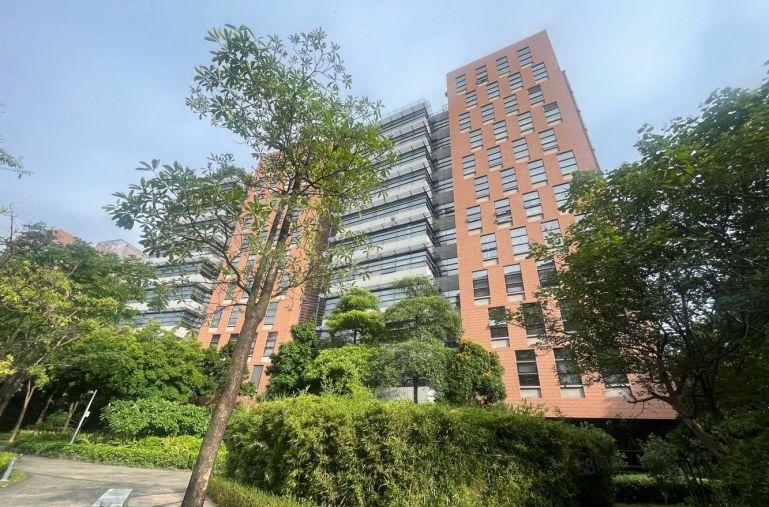 光明 国资委高薪园区2万平直租 500起分办公研发厂房出租