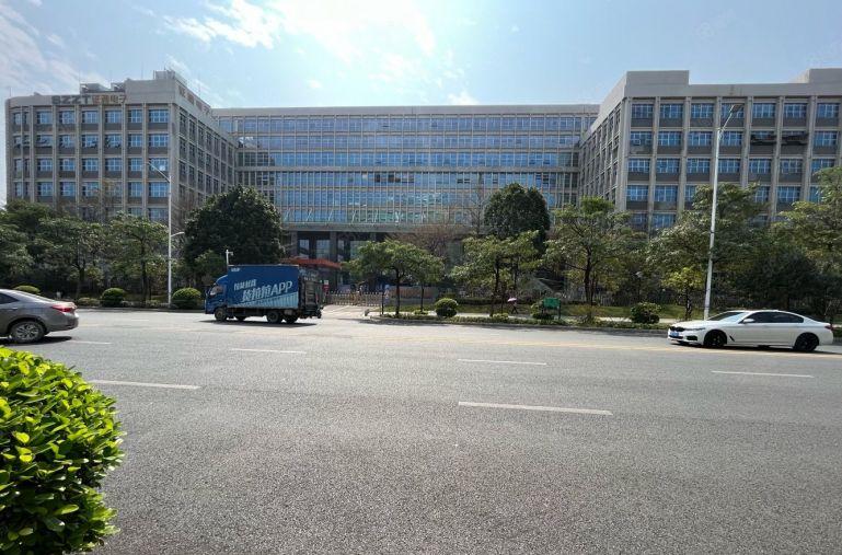 甲子塘高新红本园区楼上装修800平，面积实在，免租3个月