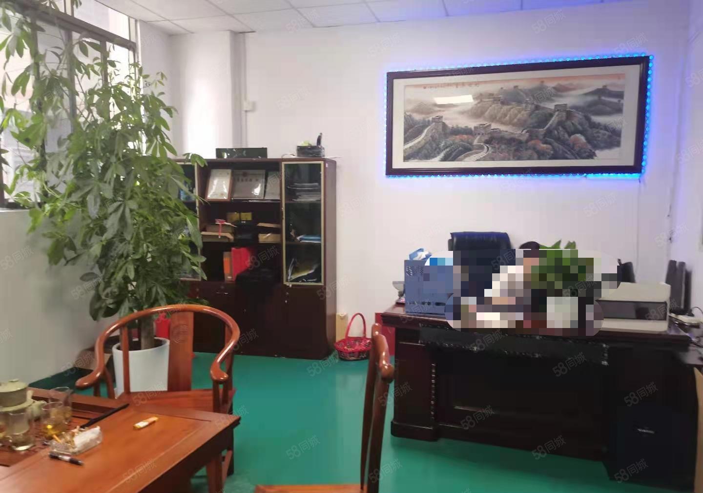 公明精装厂房出租，1100平，3吨货梯（原房东厂房合期限长）