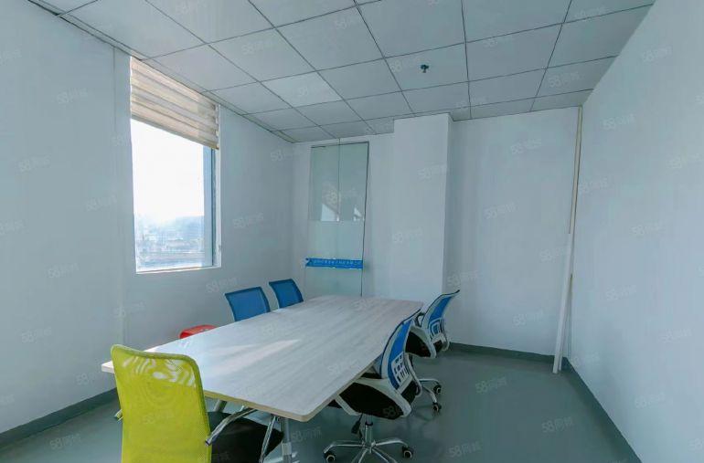 公明原房东厂房出租850平带大气前台精装办公室，3吨大货梯