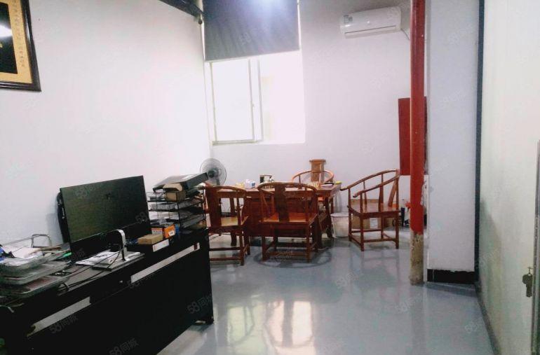 光明公明下村厂房，仓库出租400平可做电子，办公贸易，电商