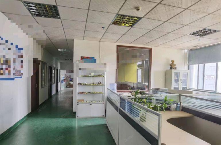 公明根玉路边上精装厂房（850平3吨货梯，适合电子，显示屏）