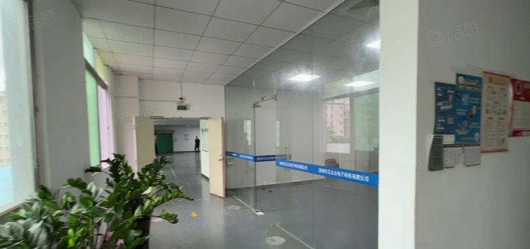 长圳地铁站原房东红本厂房整层800平出租现成装修拎包生产