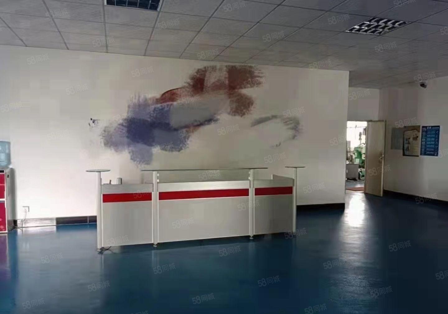 公明楼村厂房出租（2400平一整层，面积实在，可实量）