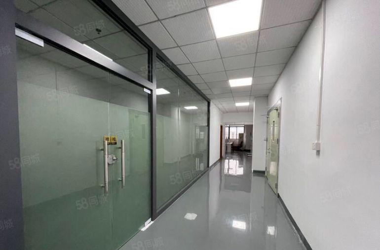 上村标准厂房2楼1200可分，精装修，两台两吨梯