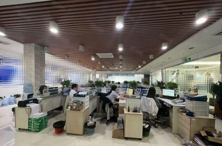 补贴20元光明高新产业园5吨货梯消防喷淋精装办公室可分租一半