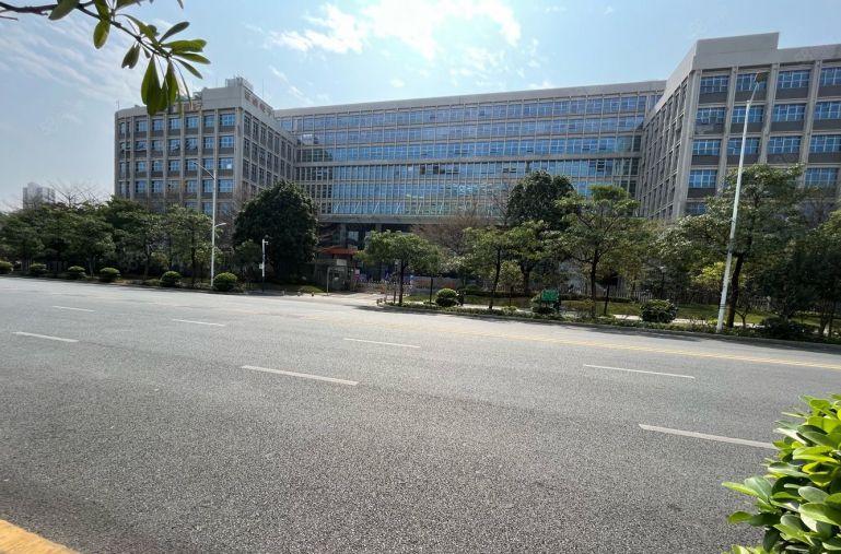 甲子塘高新红本园区楼上装修800平，面积实在，免租3个月