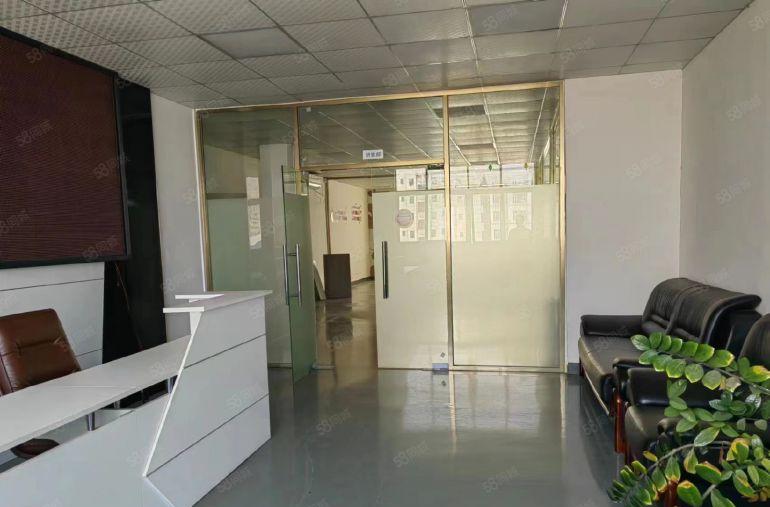 （非诚勿扰）本人现有公明玉律厂房出租1200平，精装无转让费