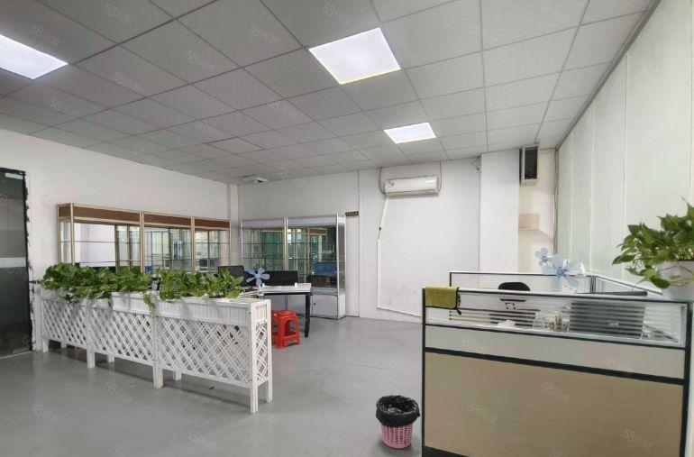 光明李松蓢18元起楼上500平精装修厂房出租仓库出租可分租