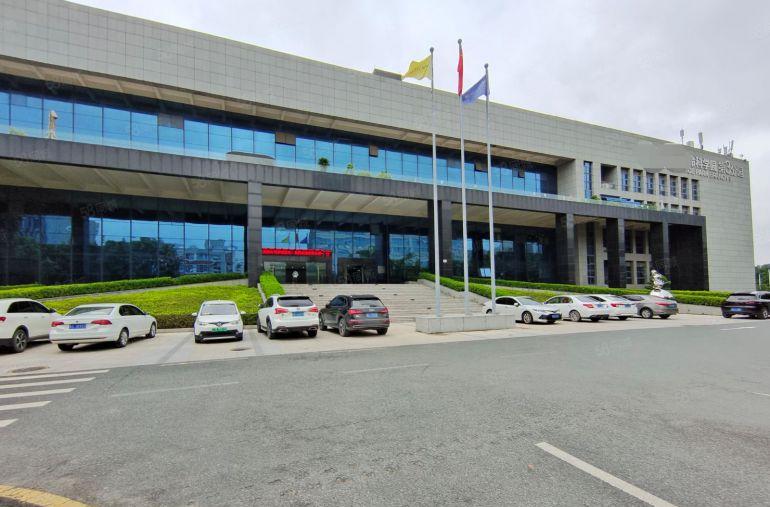 光明原房东新出1000平方至5000平方一二楼厂房仓库出租