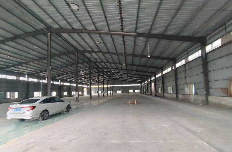 签十年!光明红本独院钢构厂房  出租10000平  滴水七米