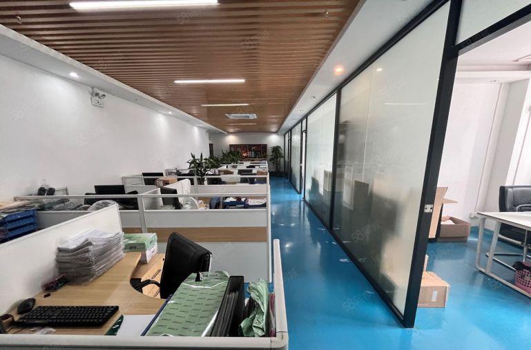 公明原房东厂房出租3楼1300平带精装修办公室出租租金19元