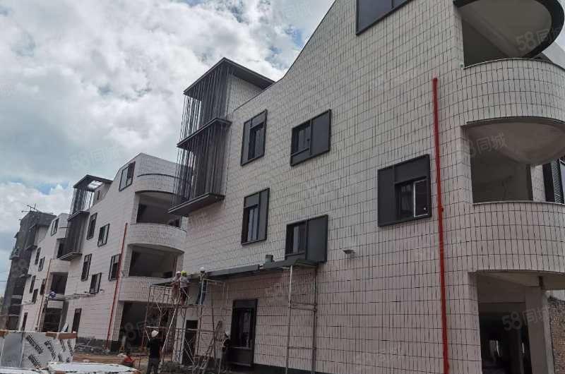 光明区高新园区独院厂房出租，三层厂房，全面翻新，有补贴。