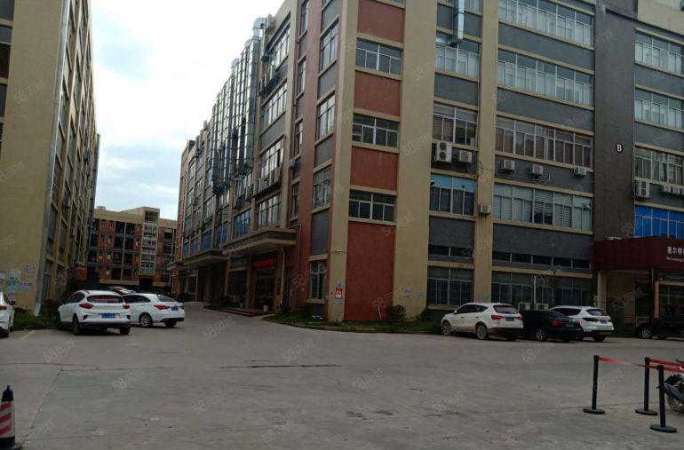 光明楼村地铁口楼上2000平原房东带装修厂房出租仓库分租