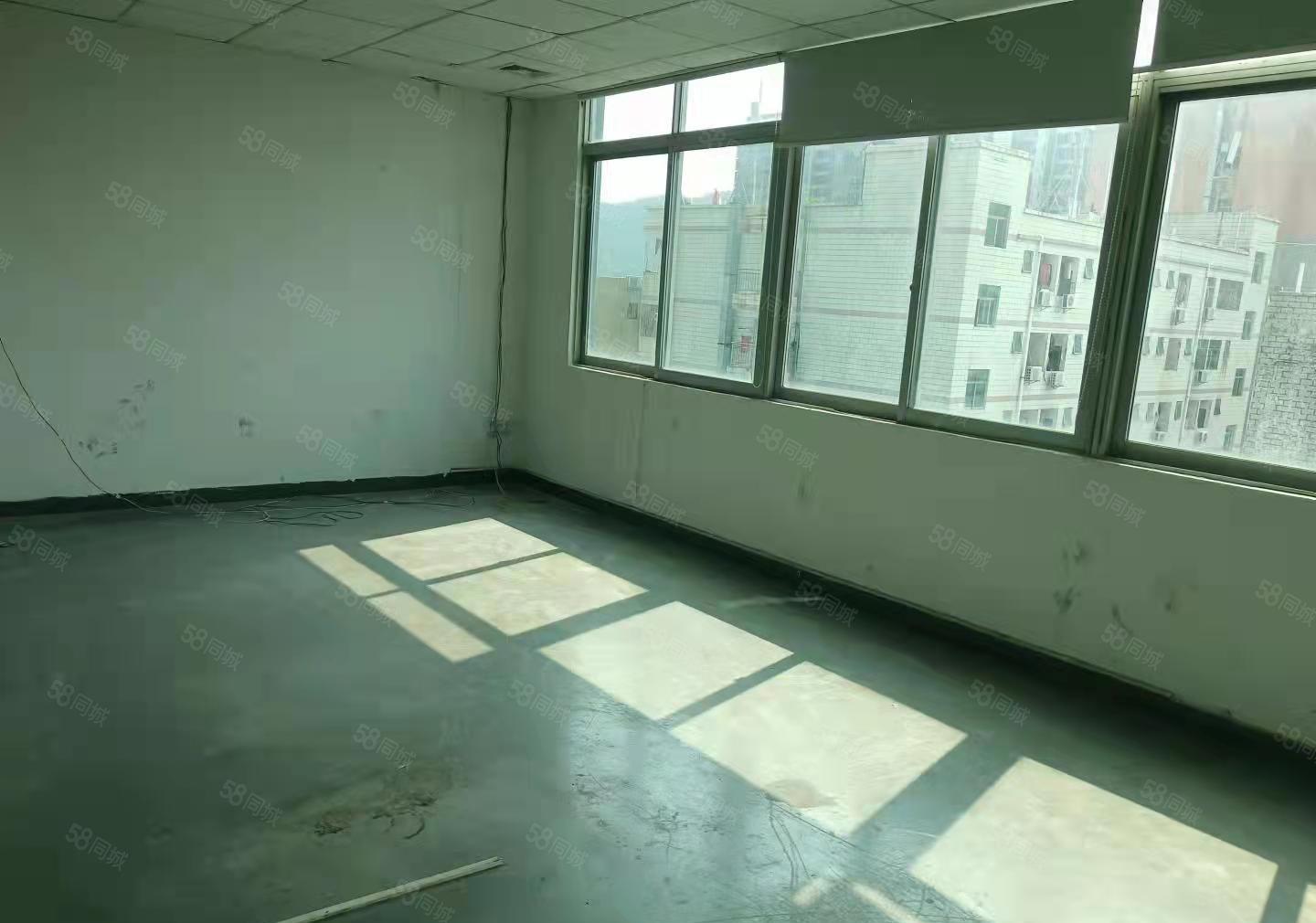 光明百花洞新出楼上小面积厂房出租350平水电齐全...