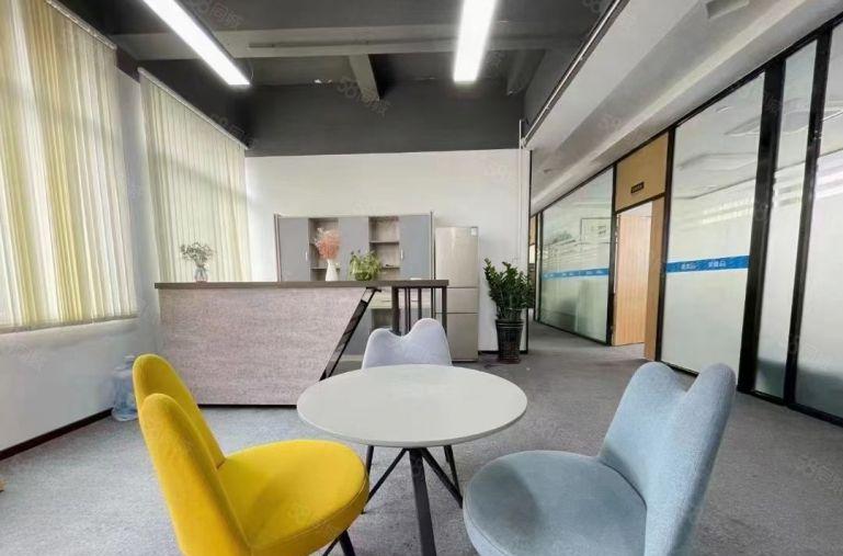 光明医疗补贴大学城地铁口8000平可分2000平红本厂房出租