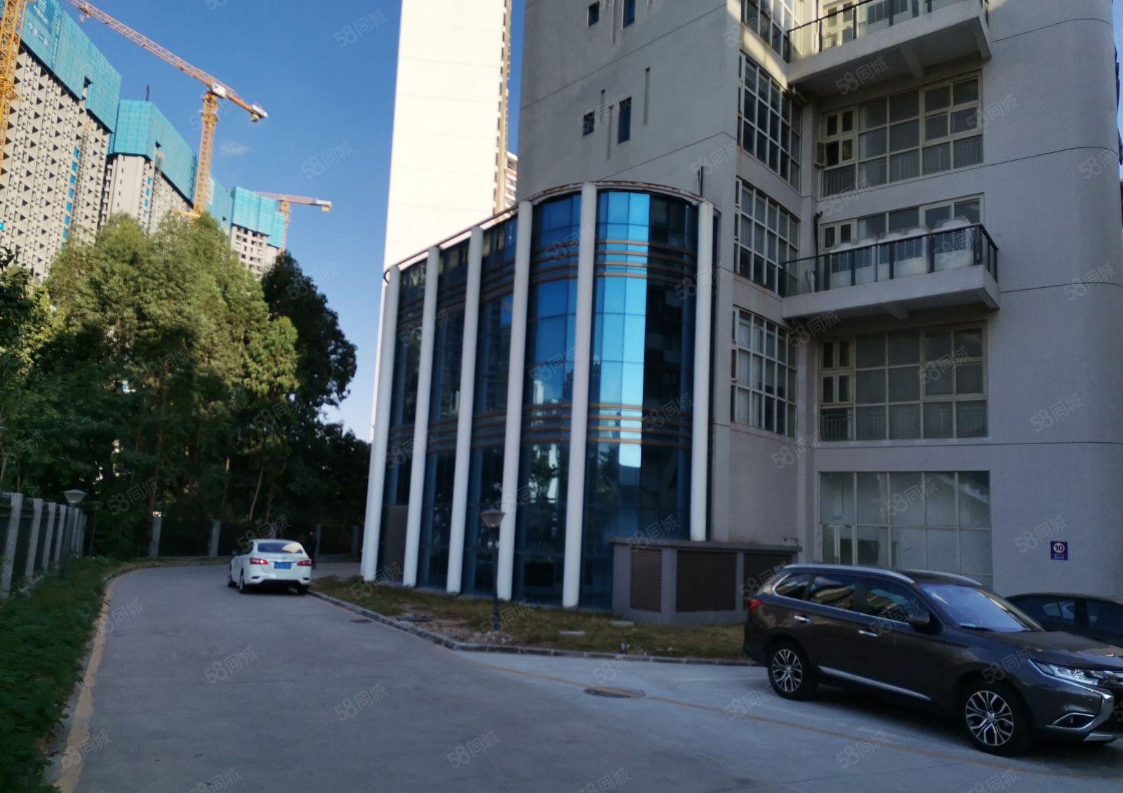 深圳坪山原房东红本厂房出租3楼整层1500平方米，形象好