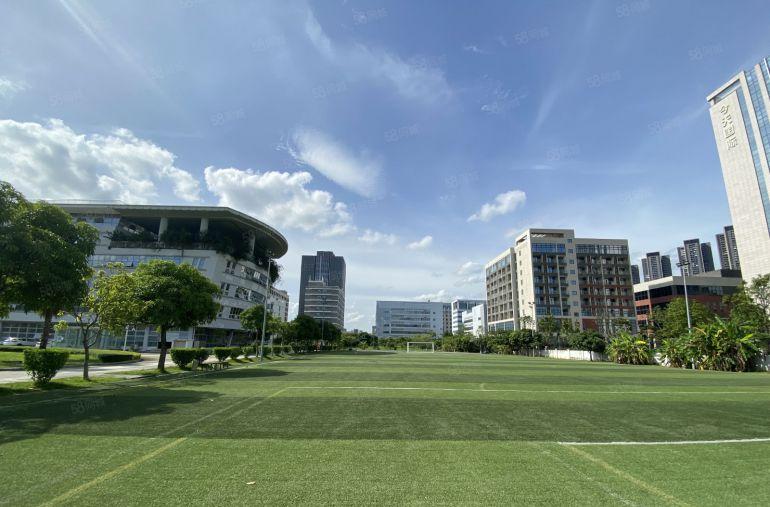 空地超大原房东层高6米坪山工业区新出2000平一楼 厂房出租