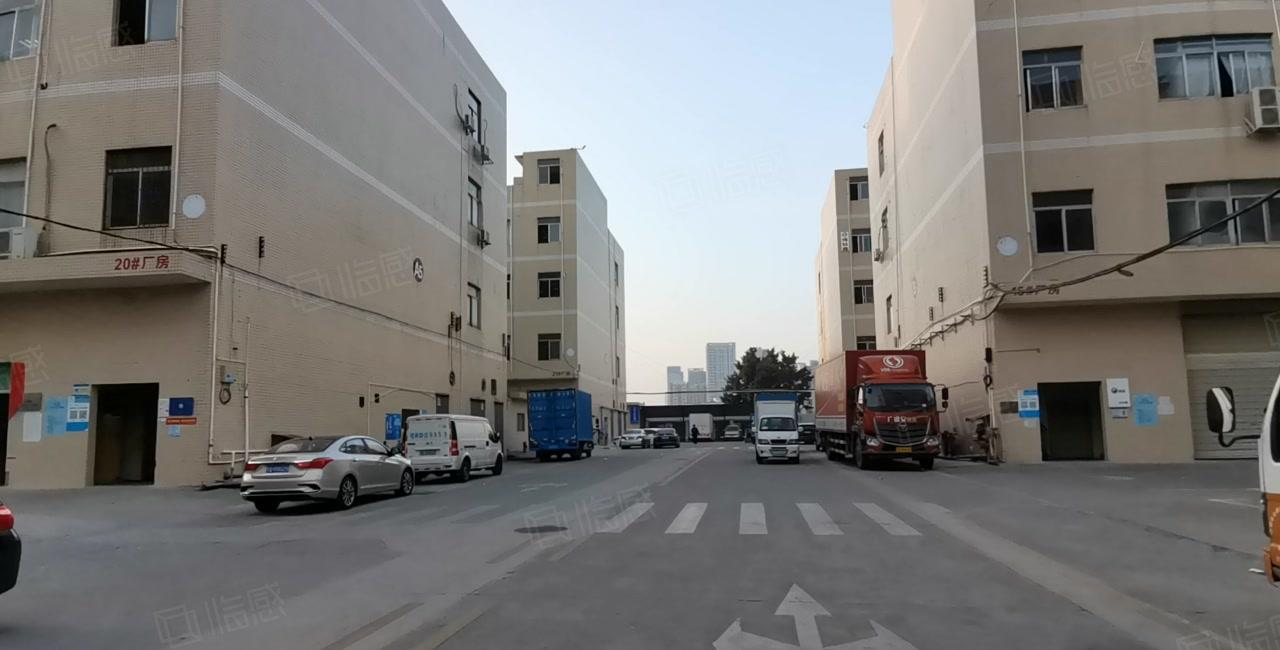 深圳坪山独门独院高新产业园大小面积可分厂房出租产权清晰合同长