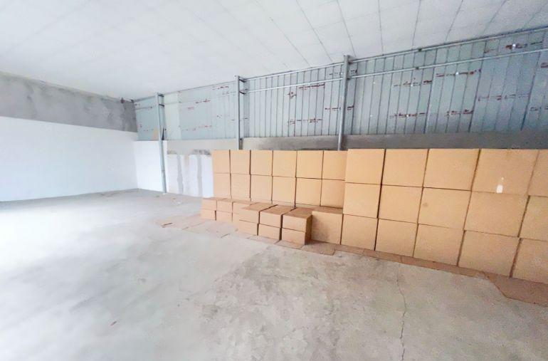 坪山区坑梓街道350平村委钢构厂房出租168起分独门独院低价