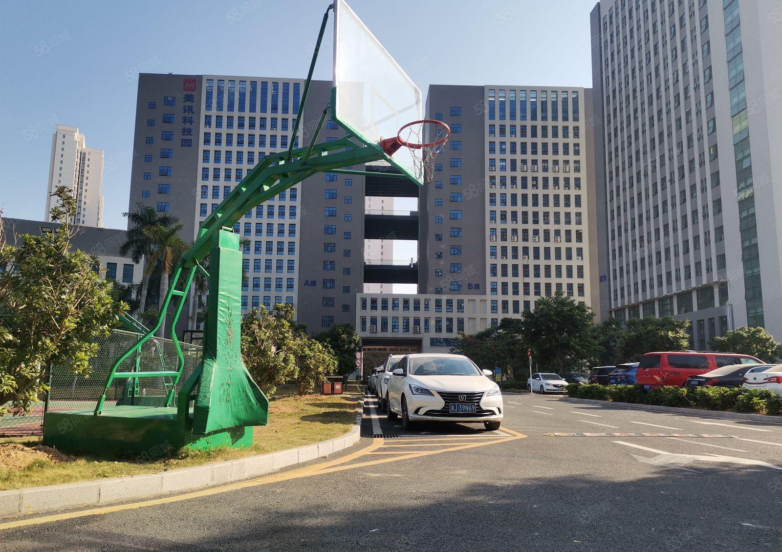 深圳市坪山区坑梓原房东红本整层2000平方米，厂房出租