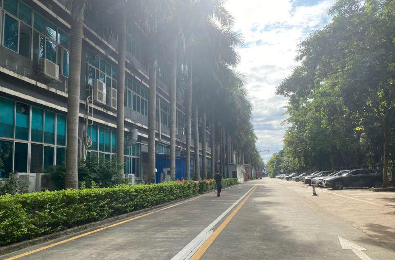 大工业区一手房东出租12000平红本厂房可分租一楼6米