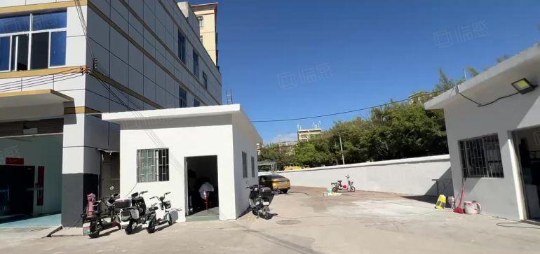 带红本合同10年超长免租坪山独门独院6000平方村委厂房出租