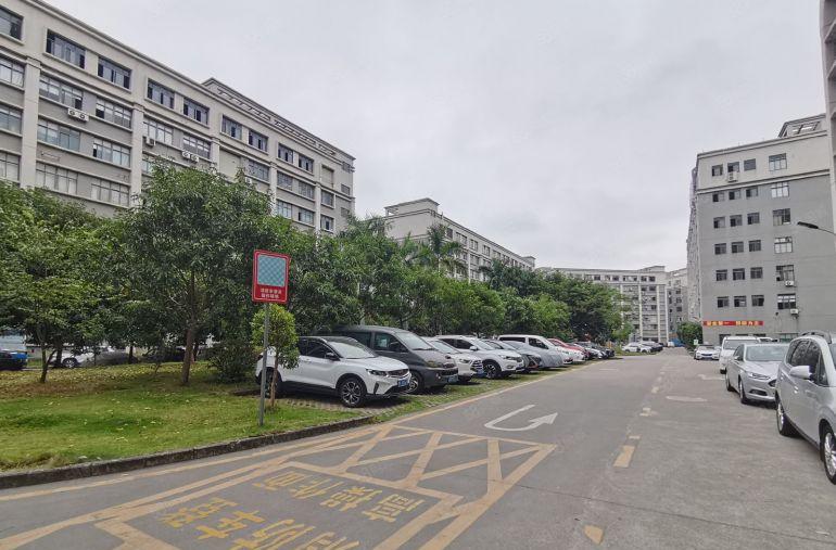 15元租坪山坑梓工业园原房东一二楼2000平方厂房仓库可分租