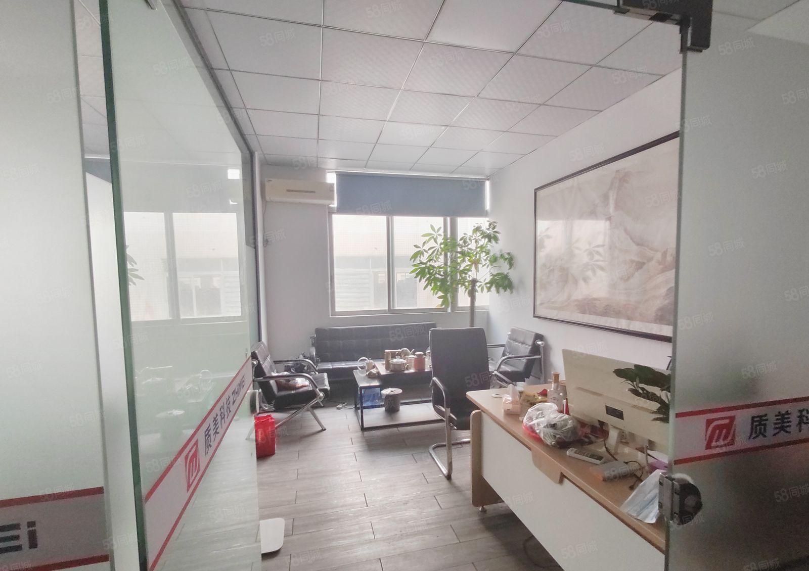 坪山坑梓原房东楼上600平方带装修厂房实用面积出租