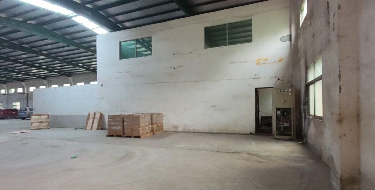 坪山坑梓滴水9米钢构800平，独门独院，实际面积300平起租