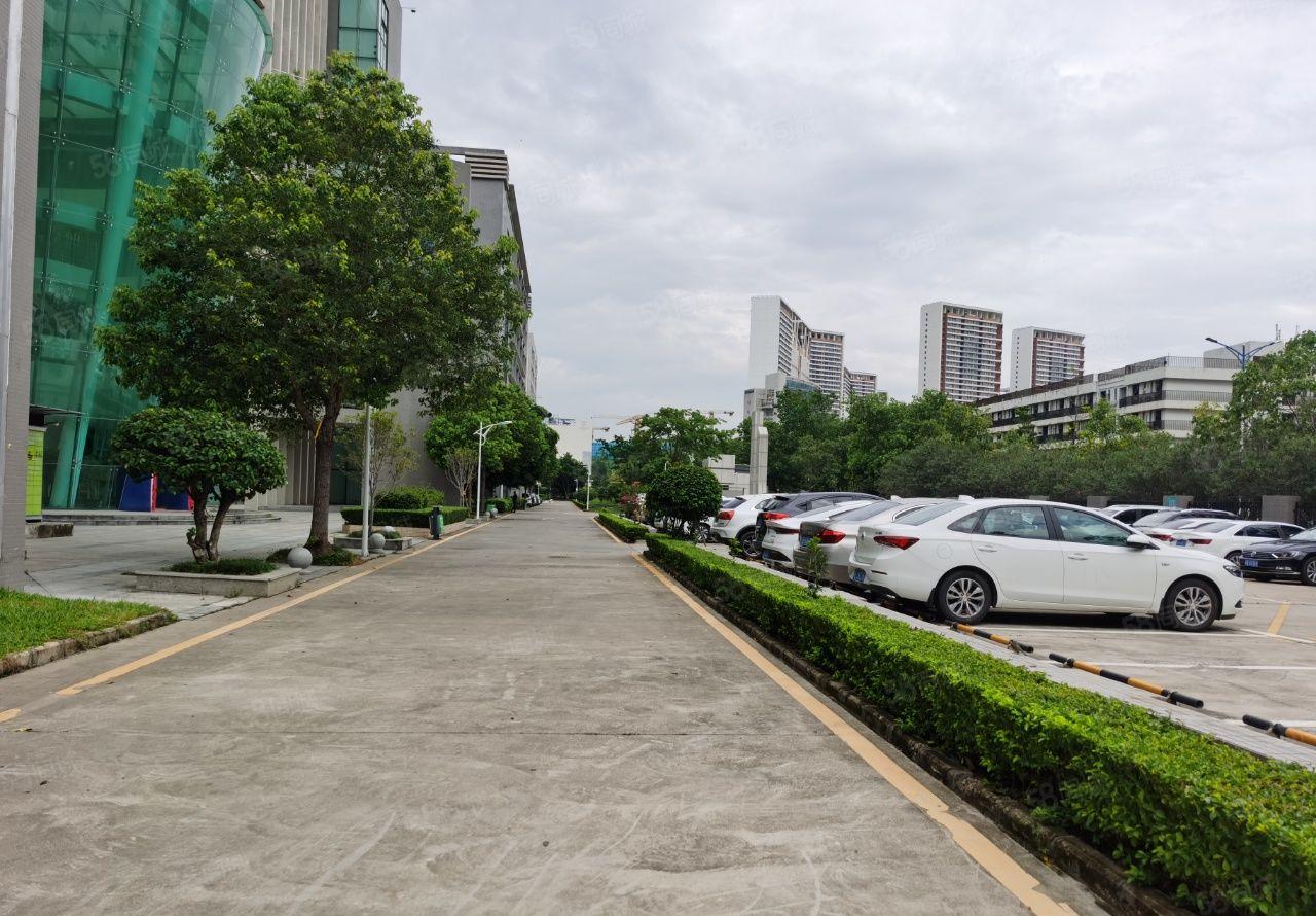 坪山生物医药创新产业园1800平二楼厂房出租带装修享补贴