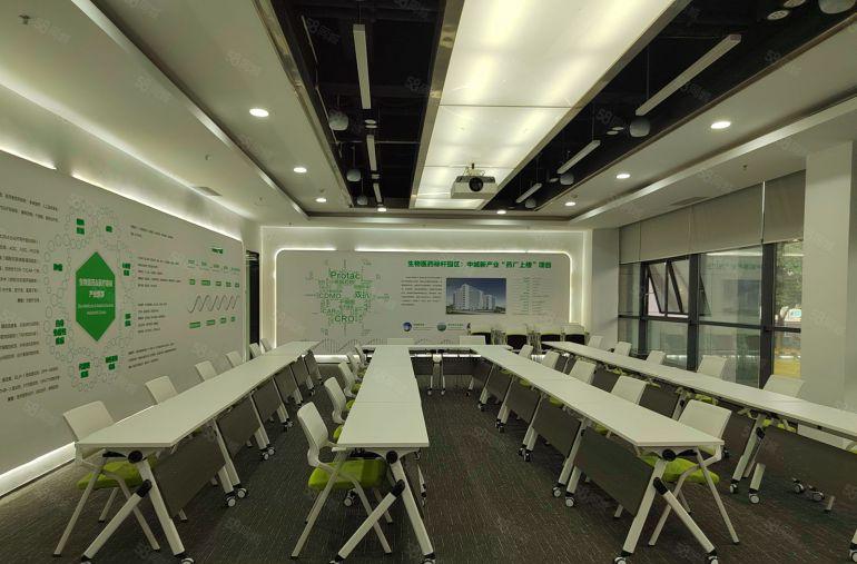 坪山红本生物科技医疗园区2000平厂房低价出租200平起分租