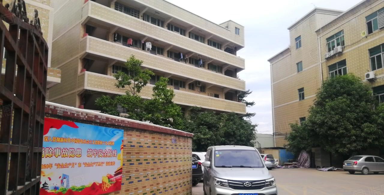 20元700平带地坪漆有办公室坪山碧岭楼上厂房招租