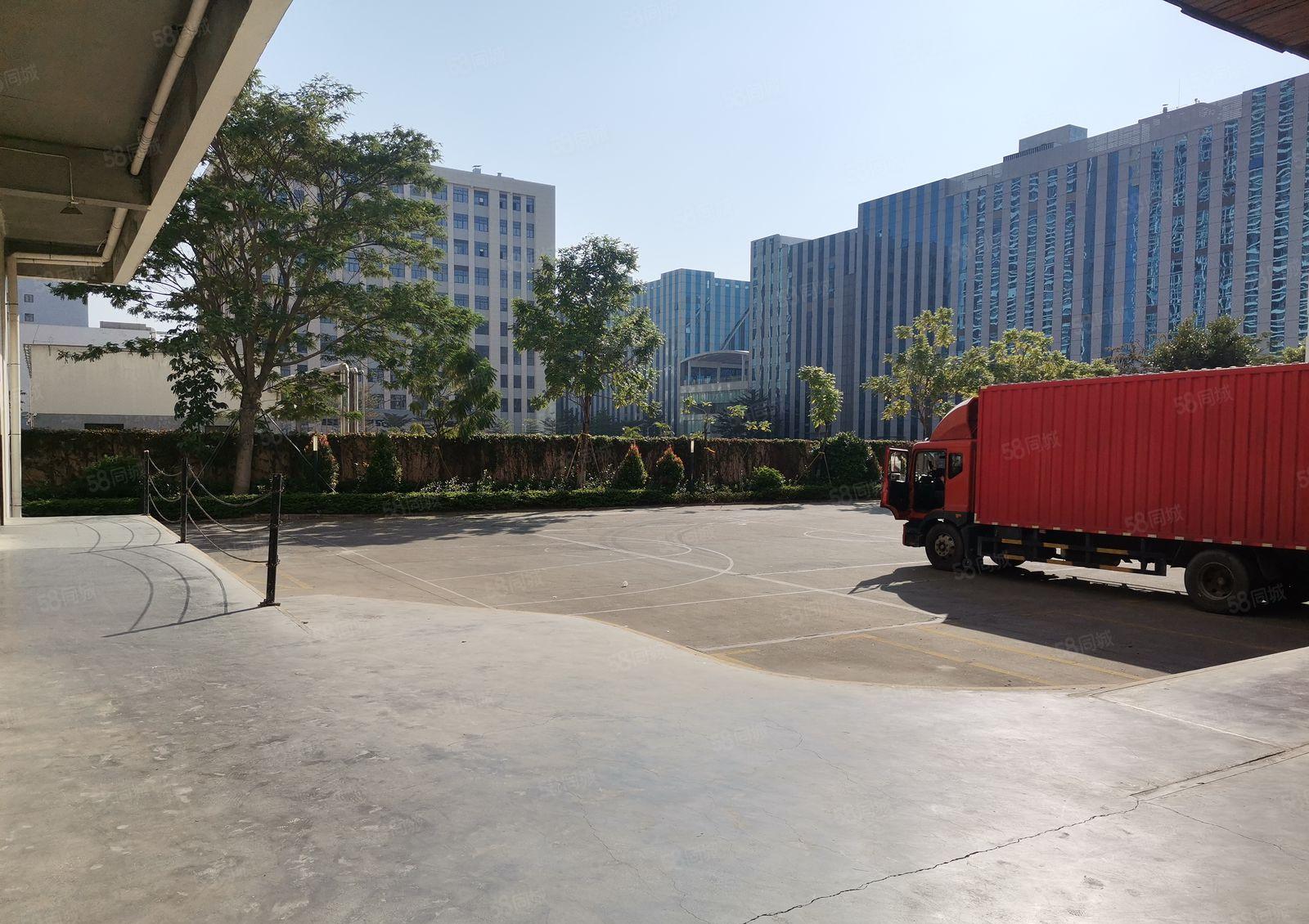 深圳市坪山区大工业区原房东红本整层2300平方米，厂房出租