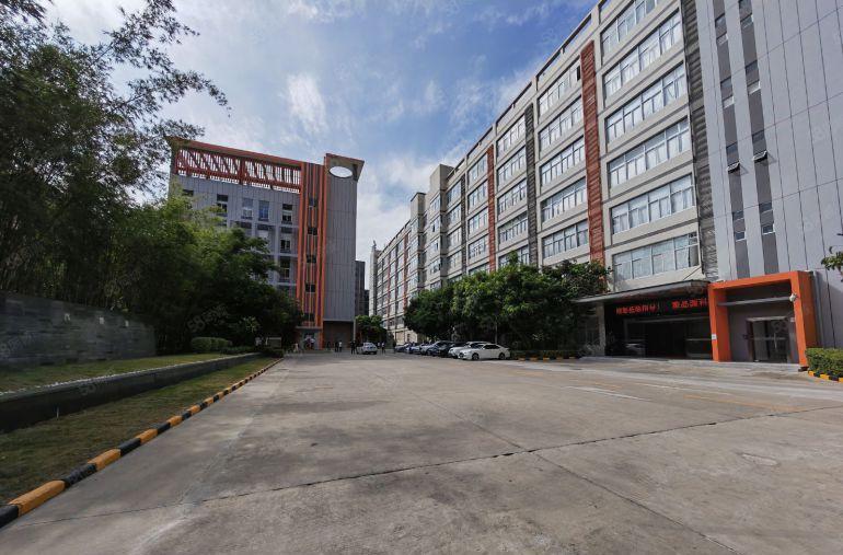 免租半年坪山原房东工业区楼上1000平方精装修厂房仓库出租