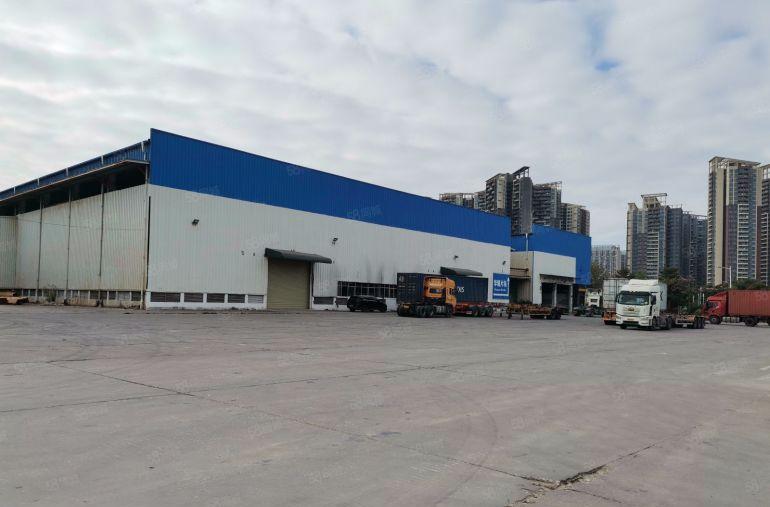 深圳市坪山区18000平米红本钢结构厂房出租，高度13米