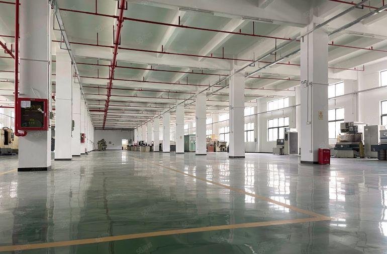 坪山大工业区原房东红本一楼2000平方厂房仓库层高6米可分租