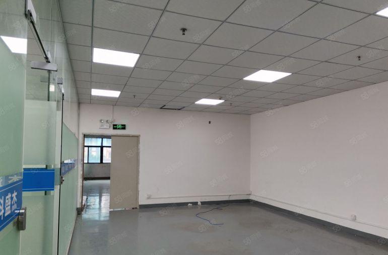 深圳市坪山区原房东680平米带装修厂房出租，有红本，形象好